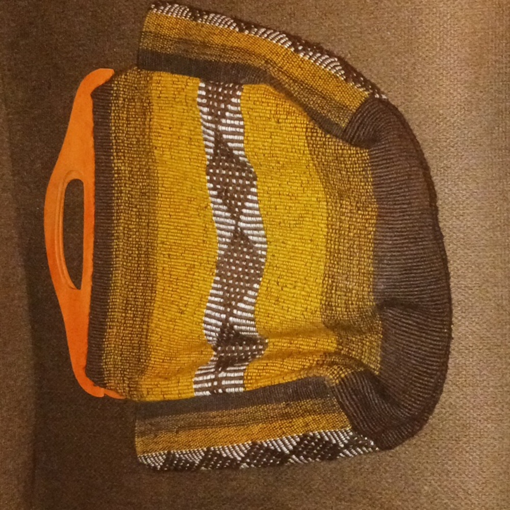 Wooden handle bag